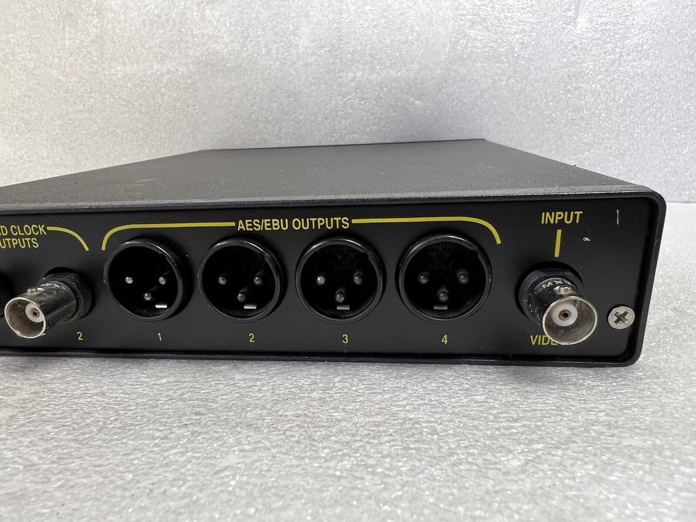 Aardvark AardSync AES/EBU WordClock Master Clock Digital Audio Sync Generator