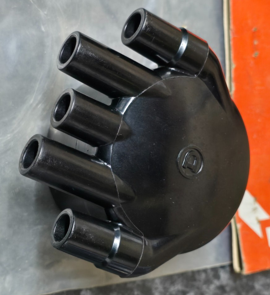 Lucas, DDB223 - Distributor cap - Peugeot & Citroen Models