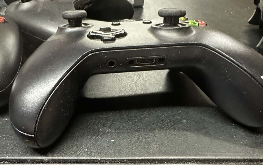 Xbox One Controller - Wireless Black