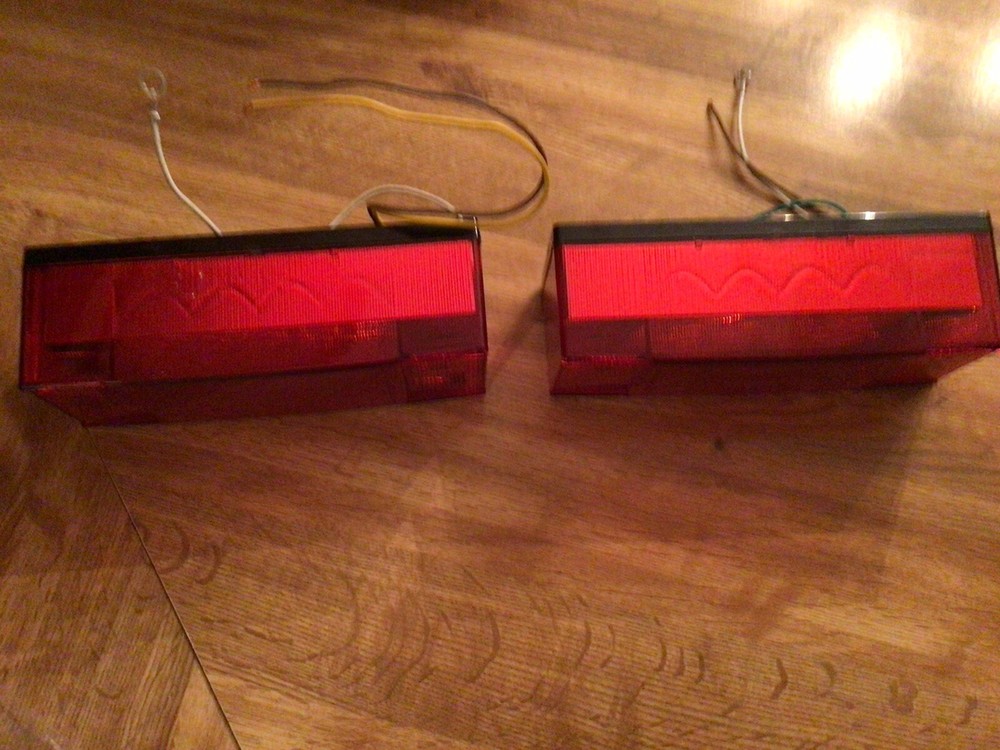 LED SUBMERSIBLE " TRAILER TAIL LIGHTs -6-Function Tail Lamp, Left And Right