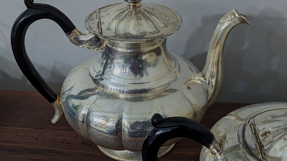 Marlboro Plate Silver Coffee Pot and Tea Pot