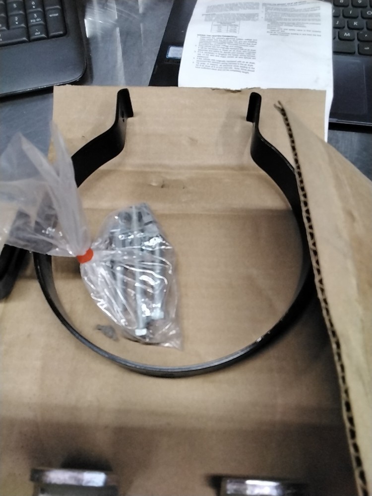 NEW BENDIX MOUNTING BRACKET KIT PT# AD-9 FREE SHIPPING