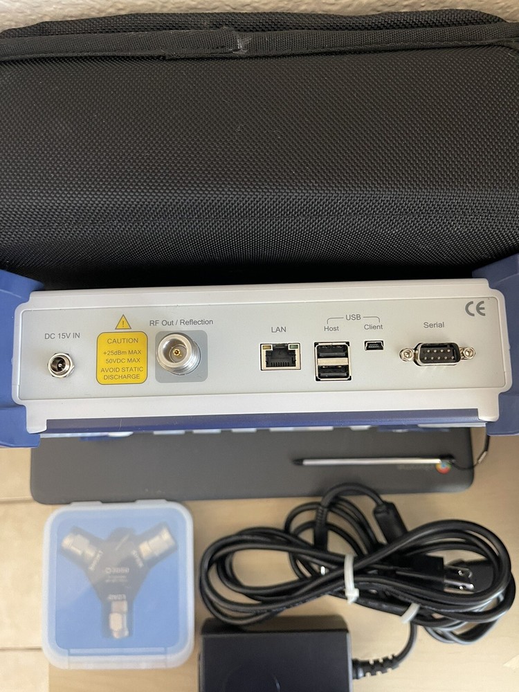 JDSU CellAdvisor JD724C Cable and Antenna Analyzer