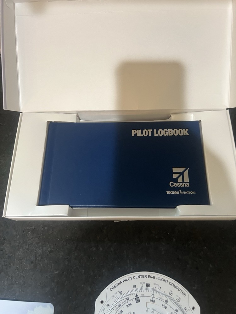 Cessna Sport/Private Pilot Kit with Logbook, Plotter, E6B & Course Access