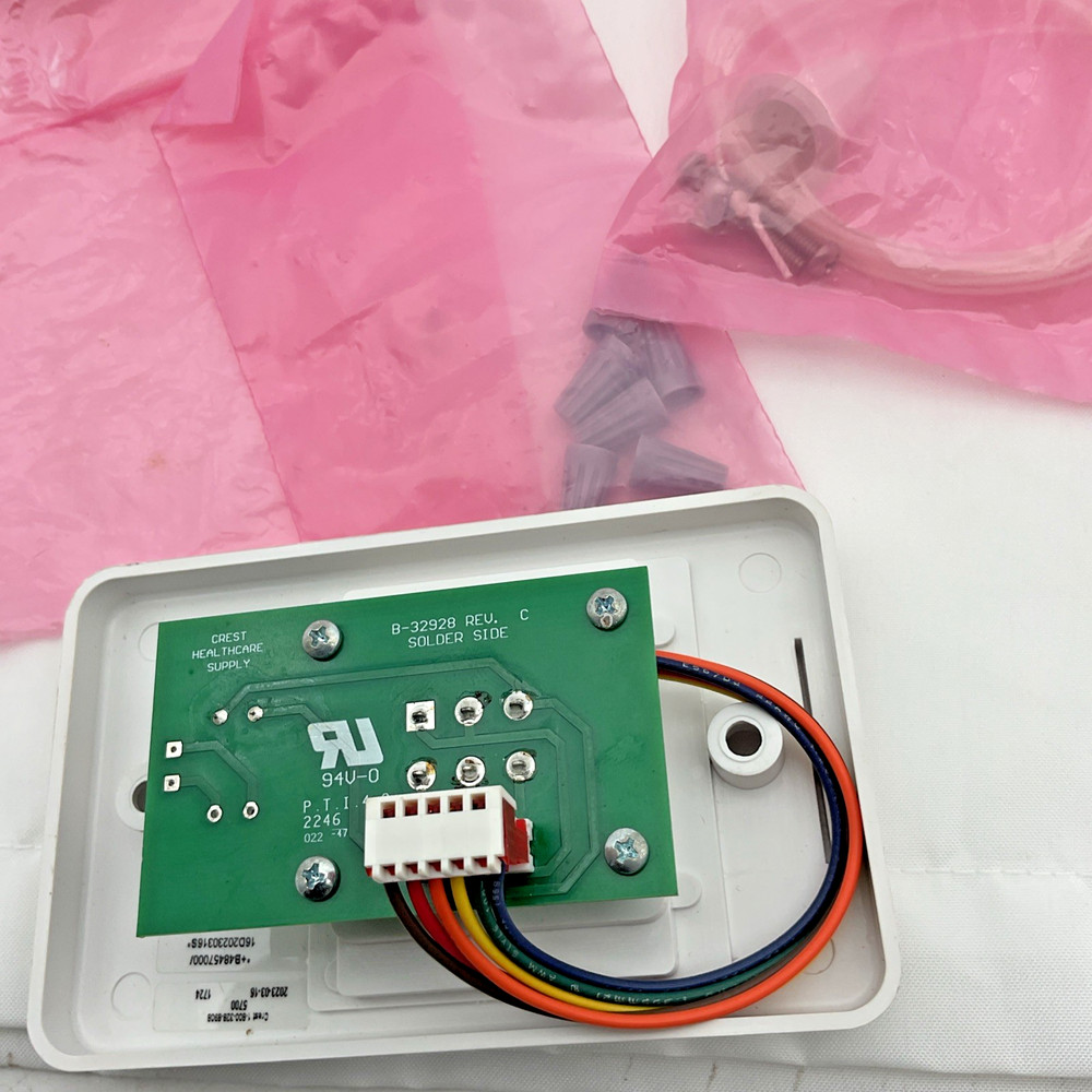 Crest Deluxe Pullcord Station Model 5700CC with Pre-Packaged with a Pullcord NEW