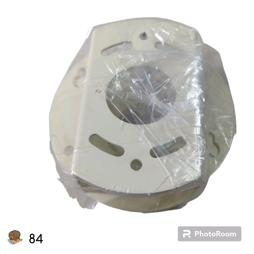 HANWHA TECHWIN SBP-302CMS Mounting Adapter Kit for Network Camera (Ivory)