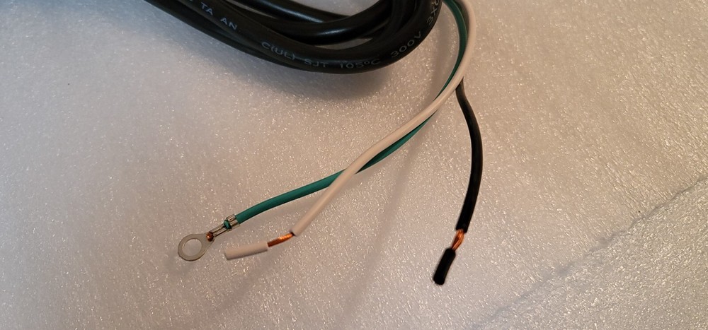 P-0217 8' 105*C POWER CORD
