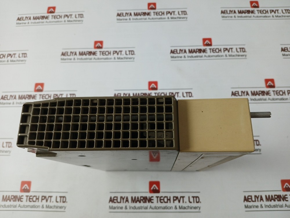 SIEMENS 6ES5 465-7LA11 Simatic S5 Analog Input Module PT100