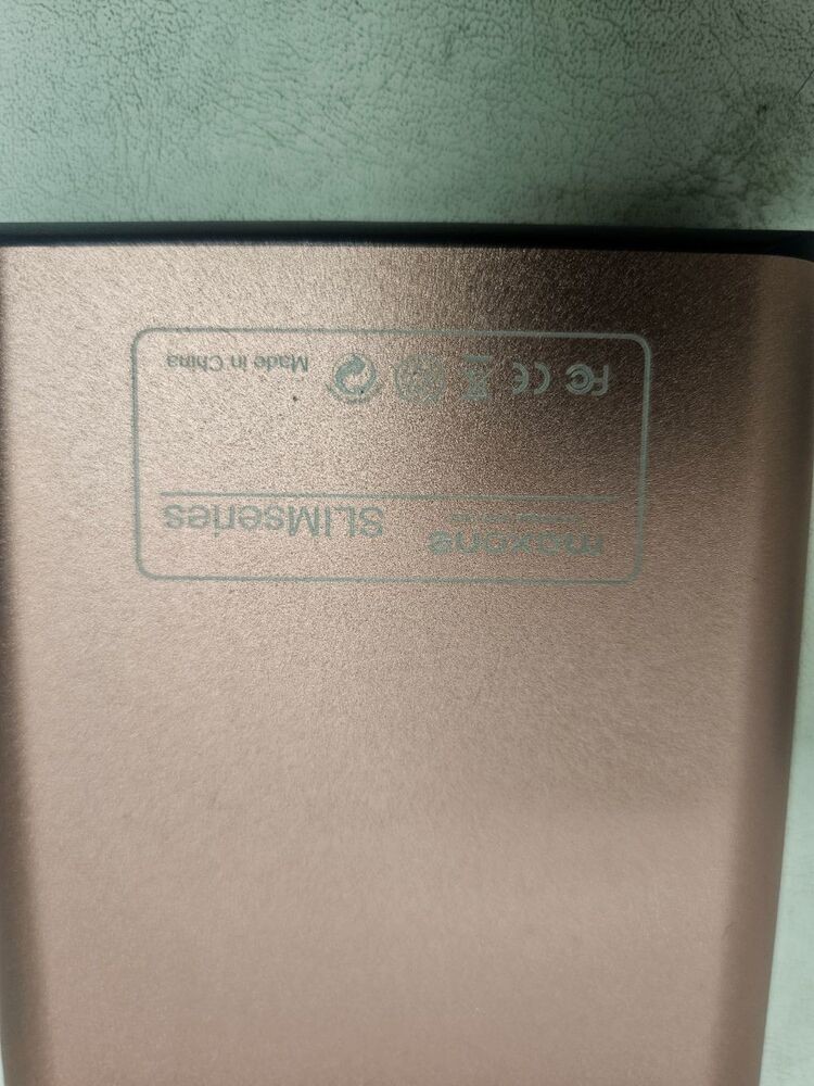 MAXONE USB MOBILE HARD DISK SLIM SERIES HARD DRIVE