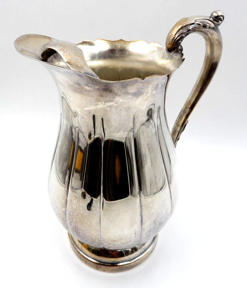 VINTAGE JACK SHEPARD SHEFFIELD SILVER CO 3606 SILVERPLATE ICE LIP PITCHER