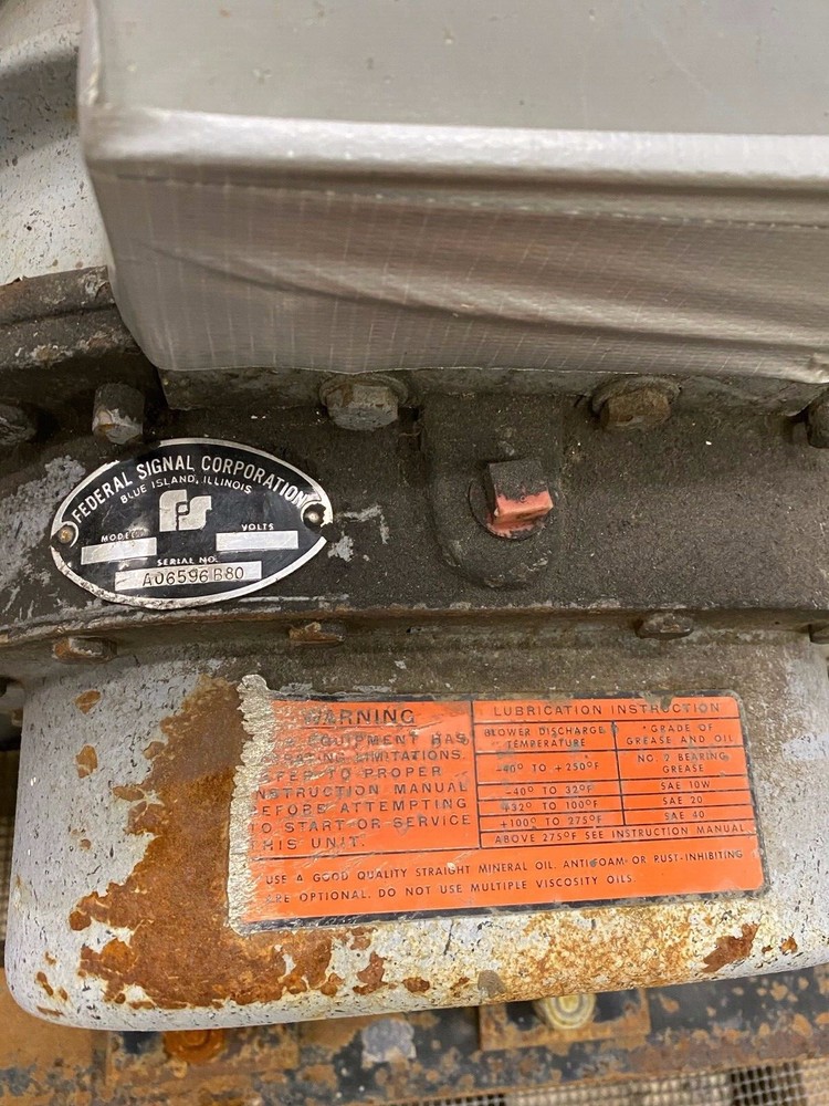 Federal Signal Thunderbolt Compressor Vintage