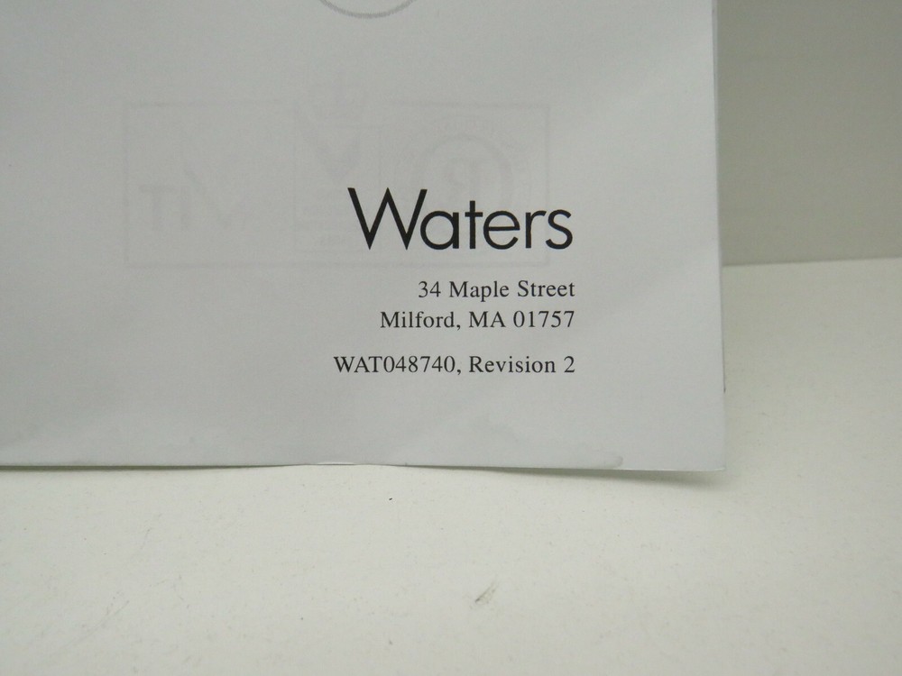 Waters 2487 Dual Lambda Absornance Detector Operator's Guide Paper Manual
