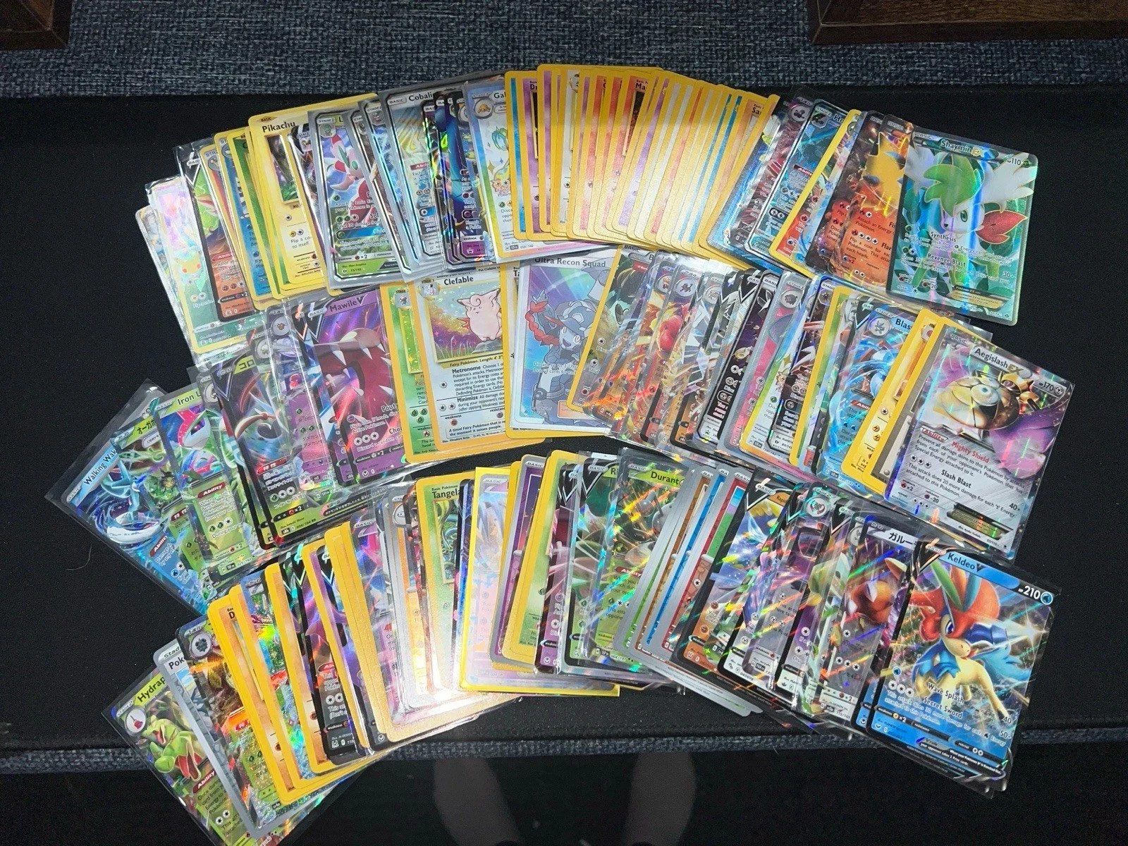 Pokémon TCG Bulk Card Lot - 100 (Featuring HOLO/ REVERSE HOLO +5 Ultra Rare)