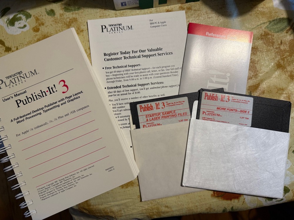 Apple 2 software: Publish-It 3 for Apple 2 computer.  Tested to run on our Apple
