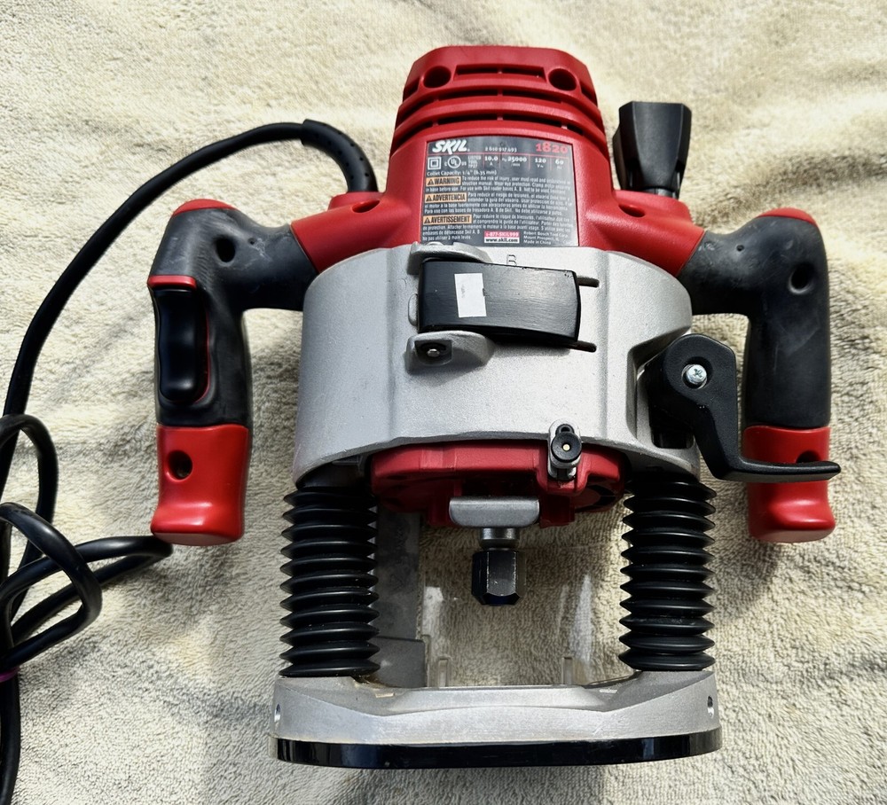 SKILL 2HP ROUTER MODEL NO. 1820 AS PICTURED