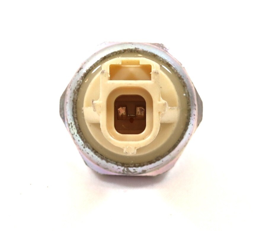 Genuine Ford F81Z-9278-AA Oil Pressure Sensor 7.3L 6.0L 6.4L Powerstroke Diesel