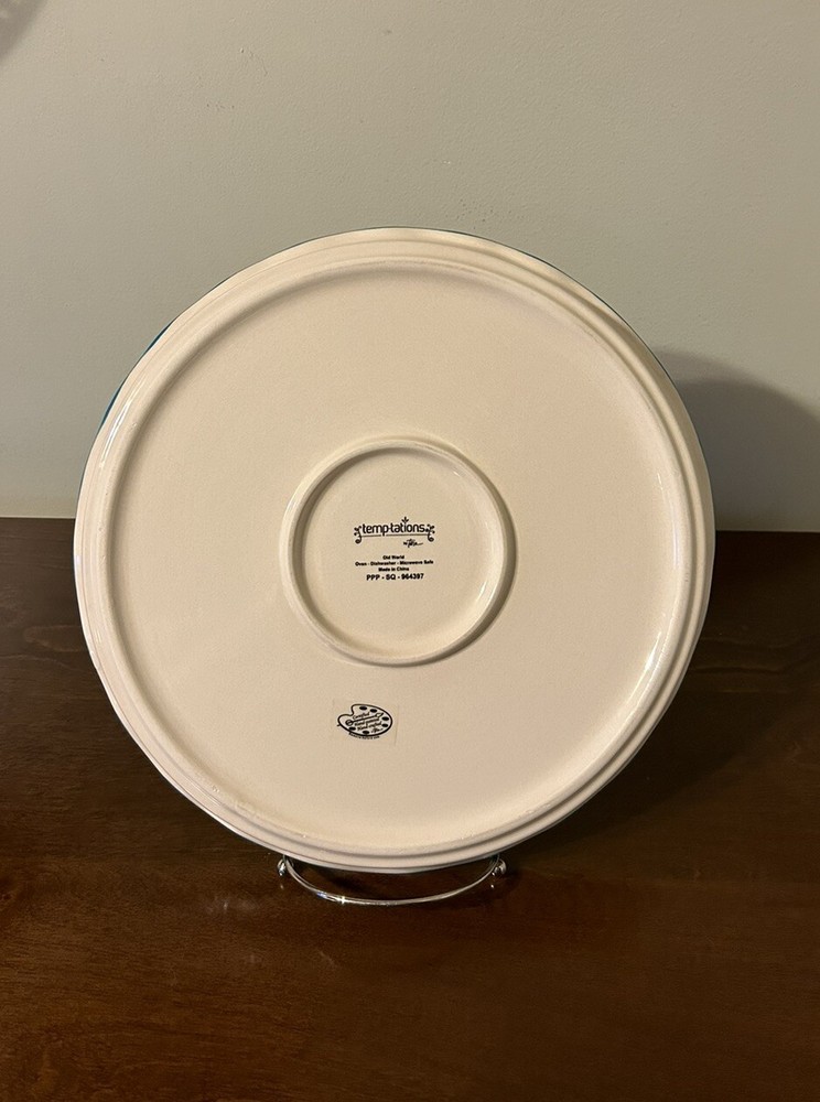 Temptations Tara 12” Easter Egg Hunt Platter Utensils Wooden Serving Paddle EUC