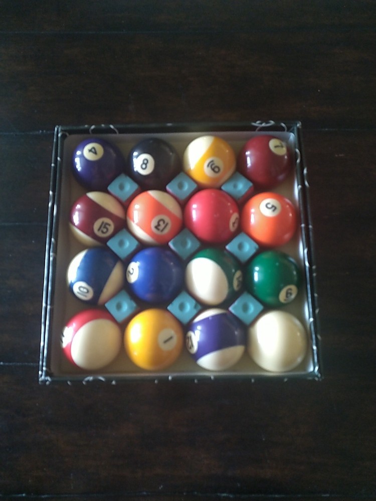 Premium Billiard Ball Set with Chalk