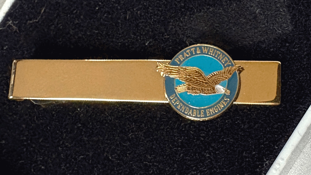 Vtg PRATT & WHITNEY TIE BAR or CLIP