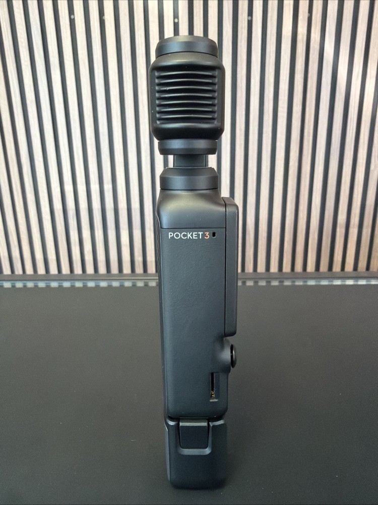 DJI Osmo Pocket 3-Axis Stabilizer and 4K Handheld Camera EXCELLENT CONDITION