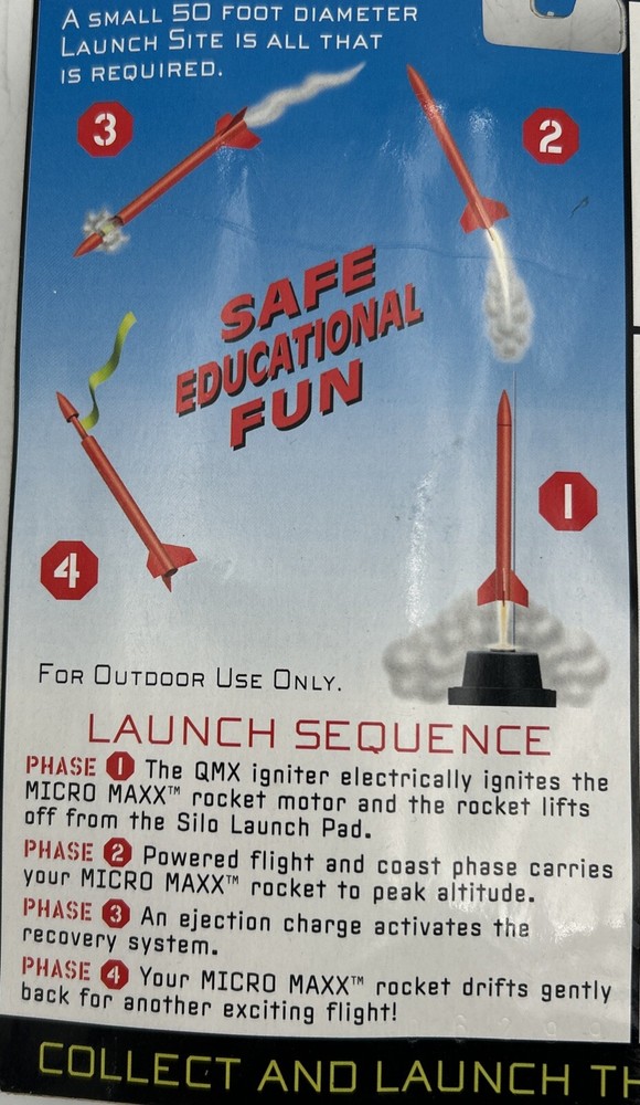 Quest Micro Maxx Store Display Model Rockets Space Shuttle Orbiter & Saturn V