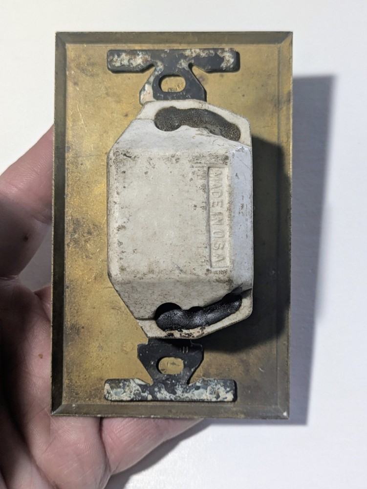 2 BRASS PUSH BUTTON SINGLE POLE LIGHT SWITCHES WITH PORCELAIN INSERTS