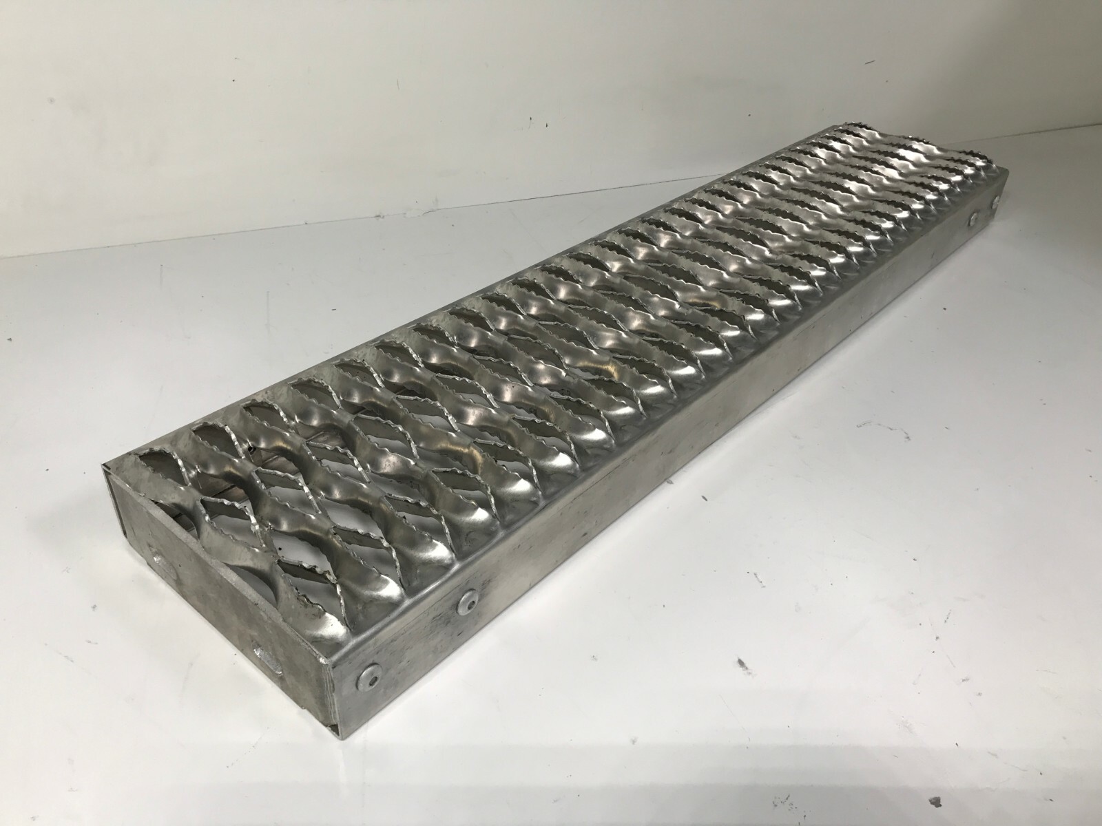 Peterbilt 379 389 Battery Box Top Step