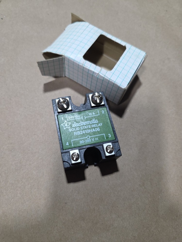 ELECTROMATIC RB2410HA06 240 VAC 10 A 90-280 VDC SOLID STATE RELAY