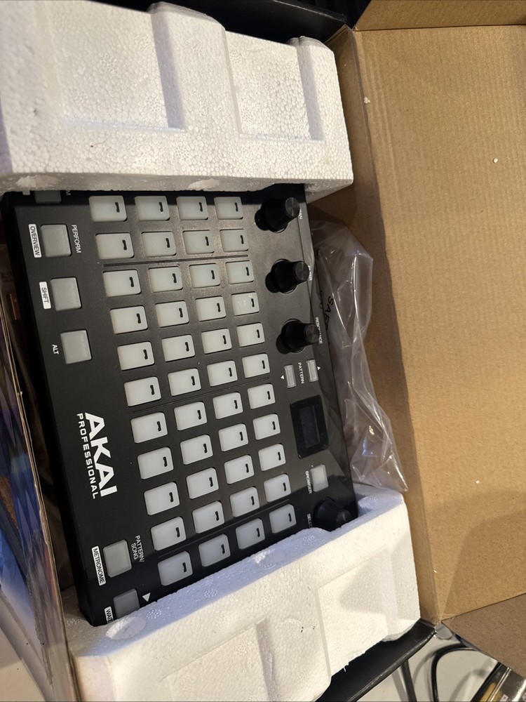 Fire (Controller Only) – USB MIDI Controller for FL Studio with 64 pad RGB Cl...