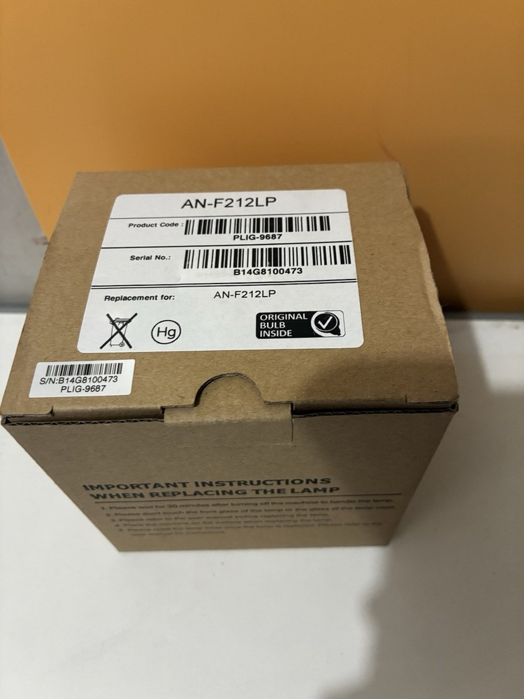 Original bulb inside Lamp Module for SHARP AN-F212LP - New