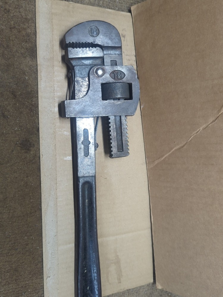 Vintage Guaranteed 18" Pipe Wrench
