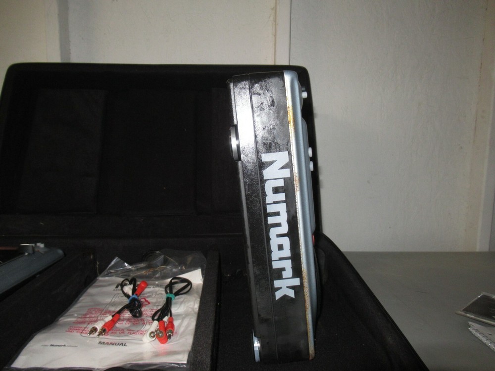 Numark Axis 2 Professional CD Player