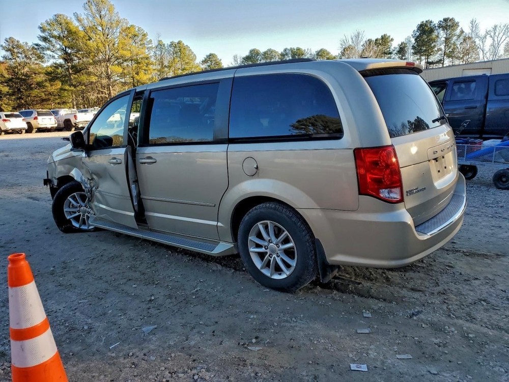 CARAVAN 2014 Glove Box 4964547