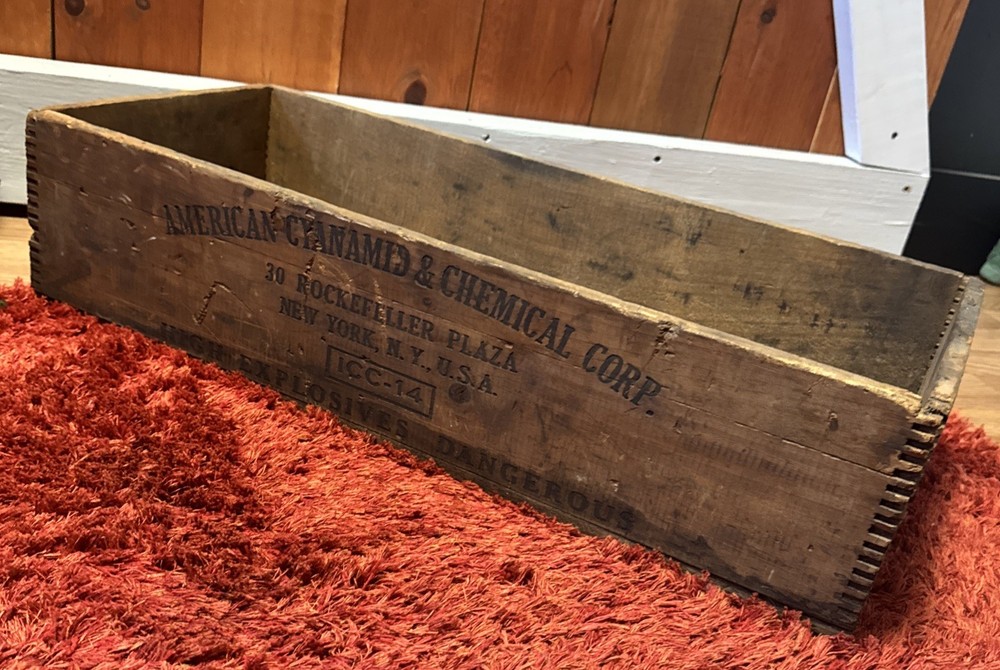 Vintage American Cyanamid Dynamite Dovetail Wood Crate Explosives Mining 26x11”