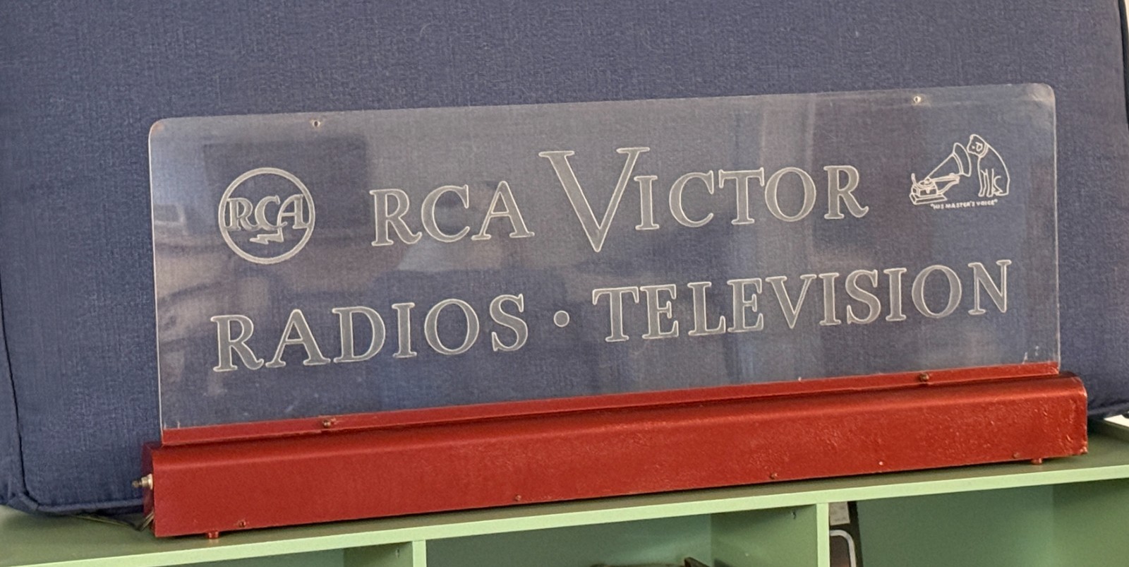 Vintage RCA Victor Radios Television Lighted Store Sign – Untested – Repainted