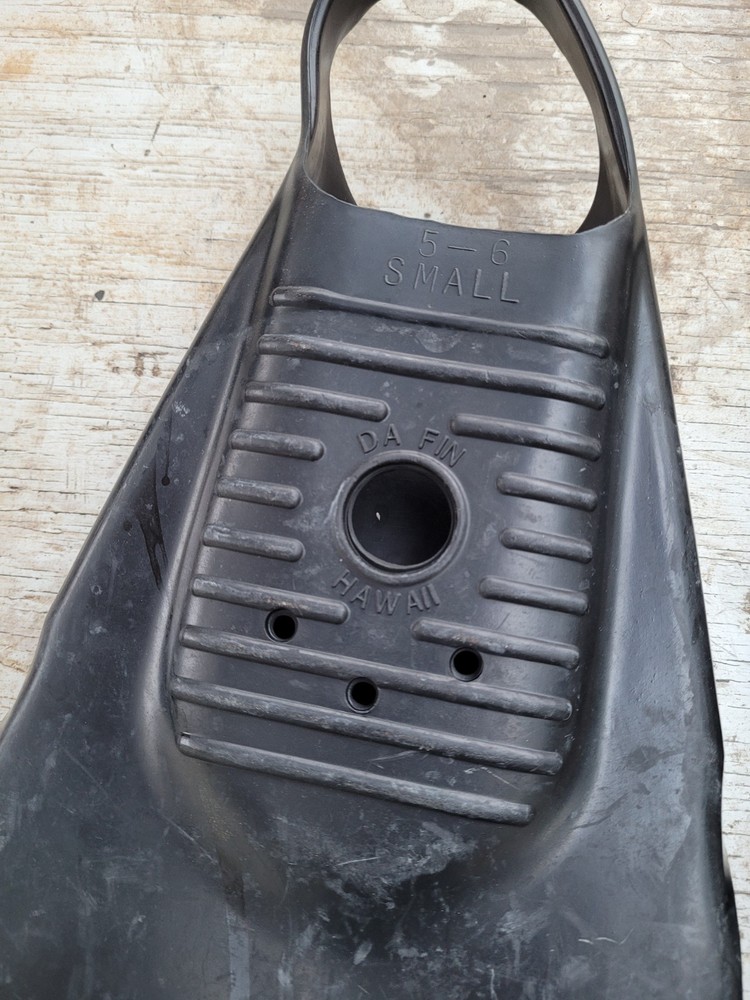 1 Pair Dafin 5-6 Small Fair condition,