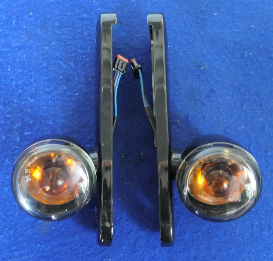 Genuine Harley Ultra Classic Street Glide TriGlide Turn Signals Lights 14^