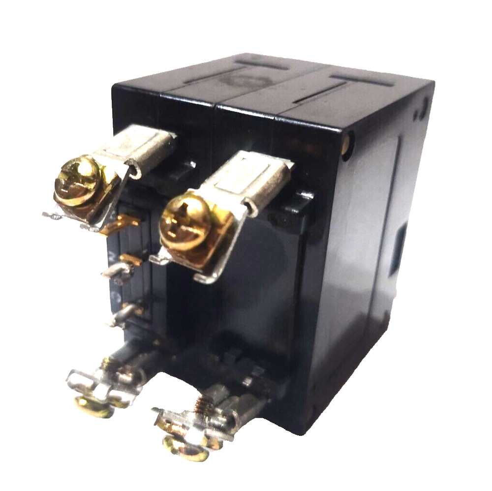 IDEC NRAS 2121 Circuit Protector
