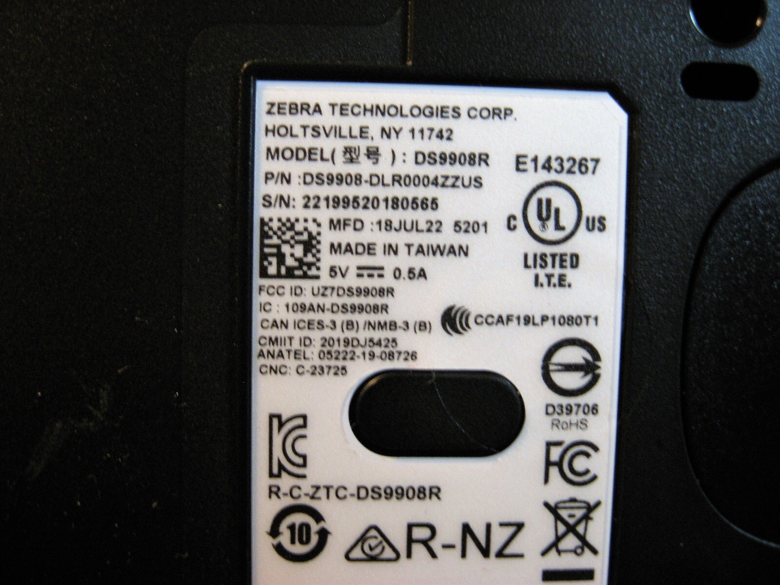 New Zebra DS9908 UHF RFID Corded Barcode Reader DS9908-DLR0004ZZUS