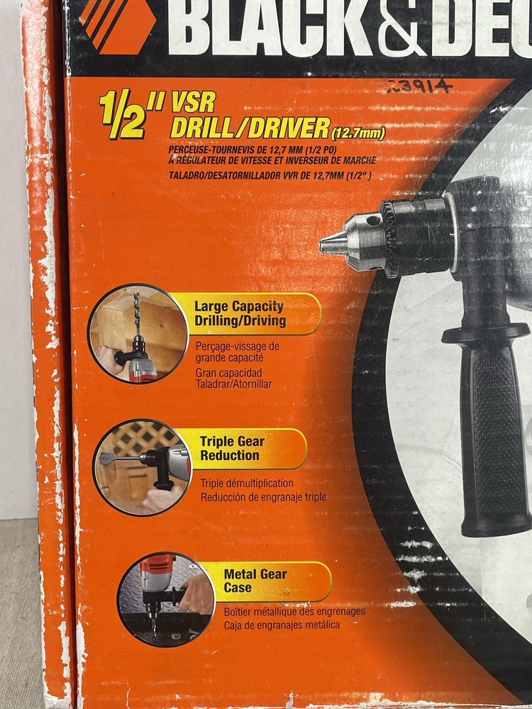 Black & Decker DR500 1/2" 120v 5.5amp Variable Speed Reversable Drill