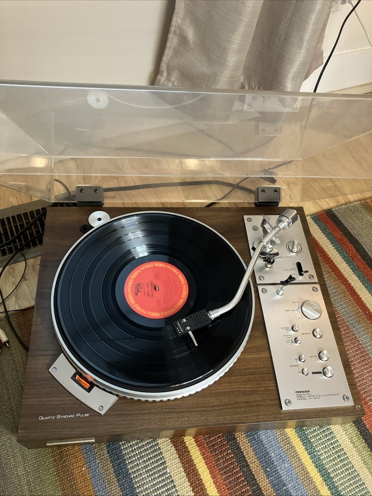 PIONEER PL-570 TURNTABLE