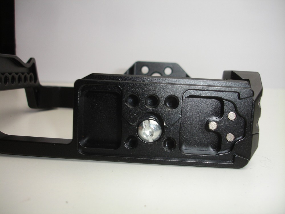 EOS R7 Cage for Canon EOS-R7 Camera