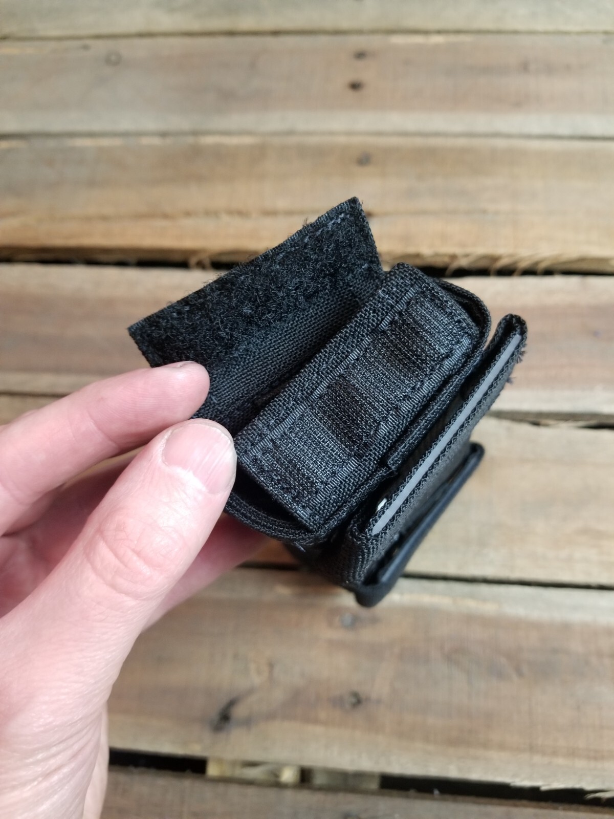 US Military TP11 Safariland 12 Rd Shotgun Shell Pouch 12 Ga w/ Molle Attachment