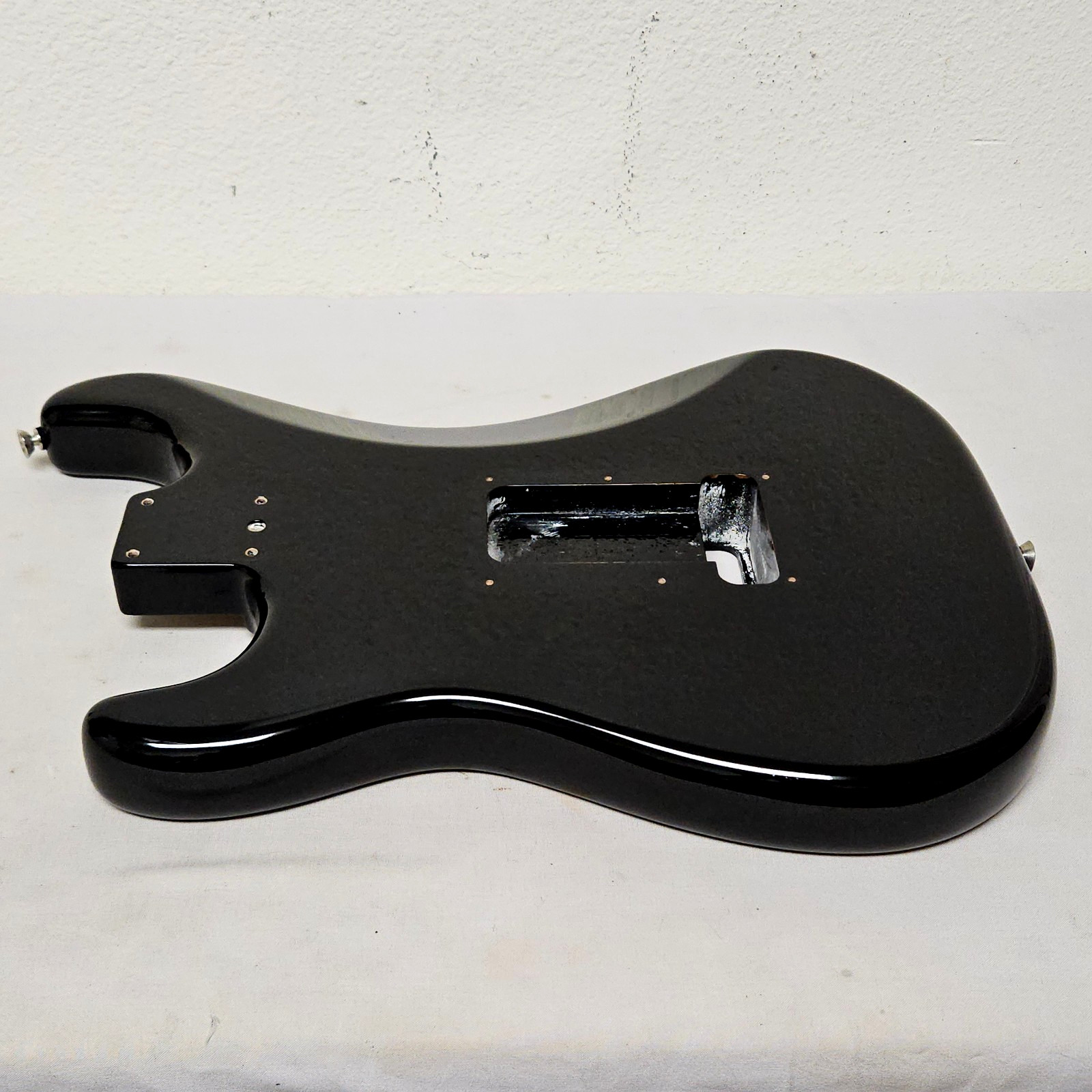 2016 Fender American Standard Strat Alder Body Gloss Black - USA Stratocaster