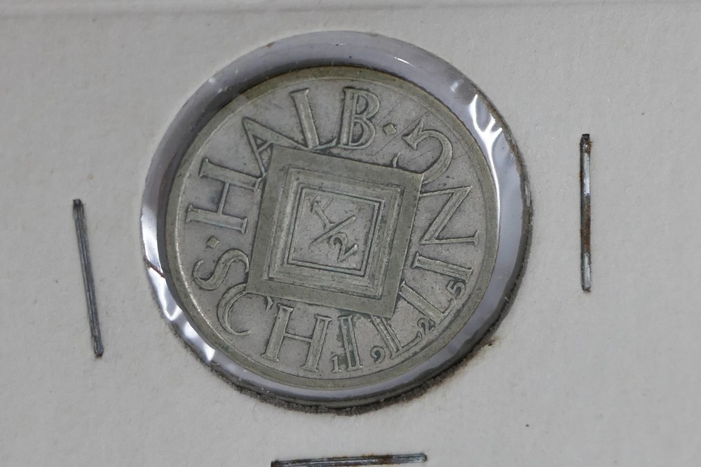 Austria 1925 Austrian Shield 1/2 Schilling Silver Coin