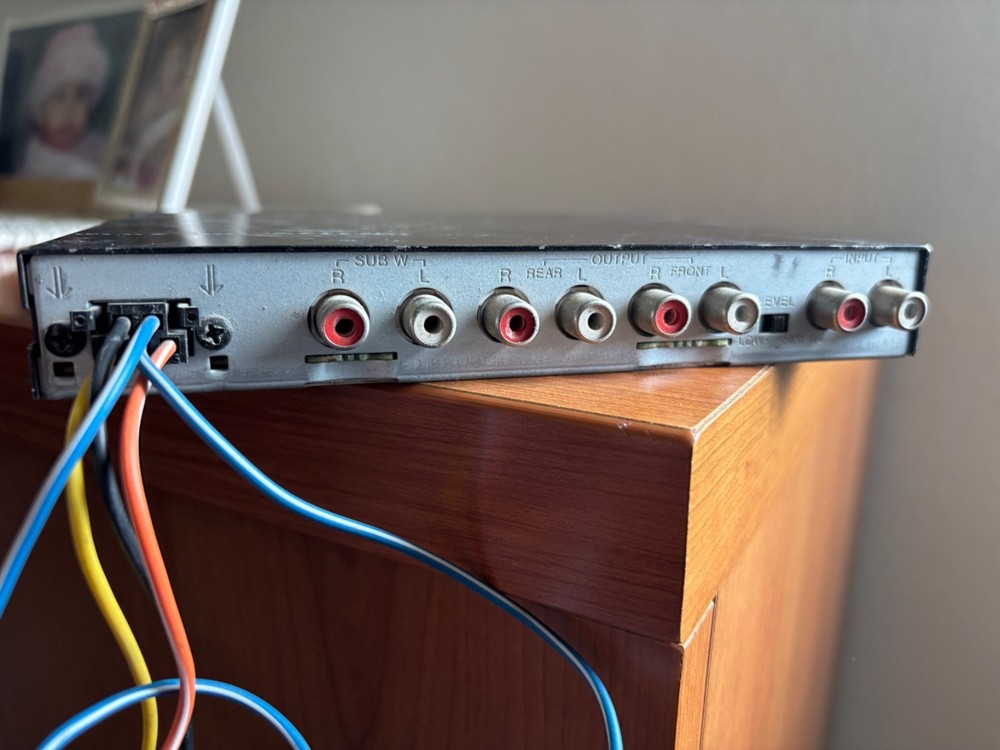 Sony XE - 8 WORKING Graphics