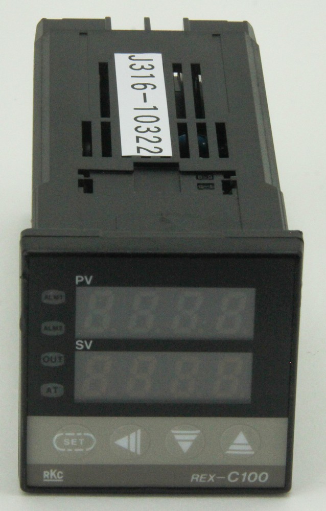 10322 RKC REX-C100 TEMPERATURE CONTROLLER C100FK02-V*GN
