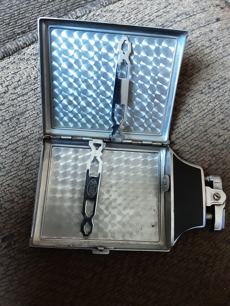 Ronson Mastercase Silver Tone Cigarette Case Lighter