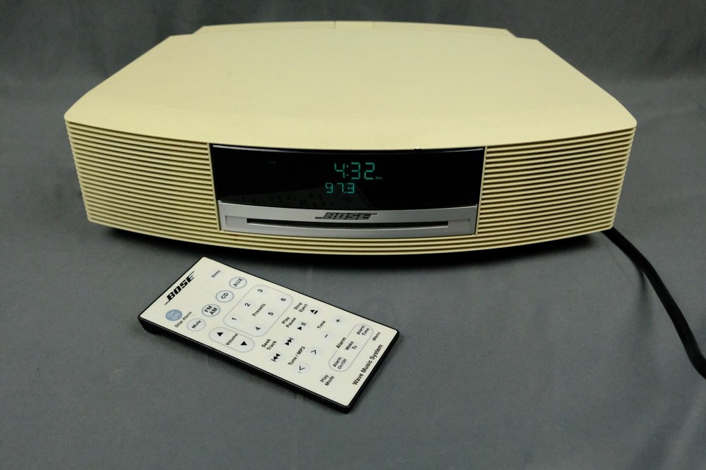 BOSE Wave Music System II AWRCC2 with Bigger Remote Control SN: 224AC