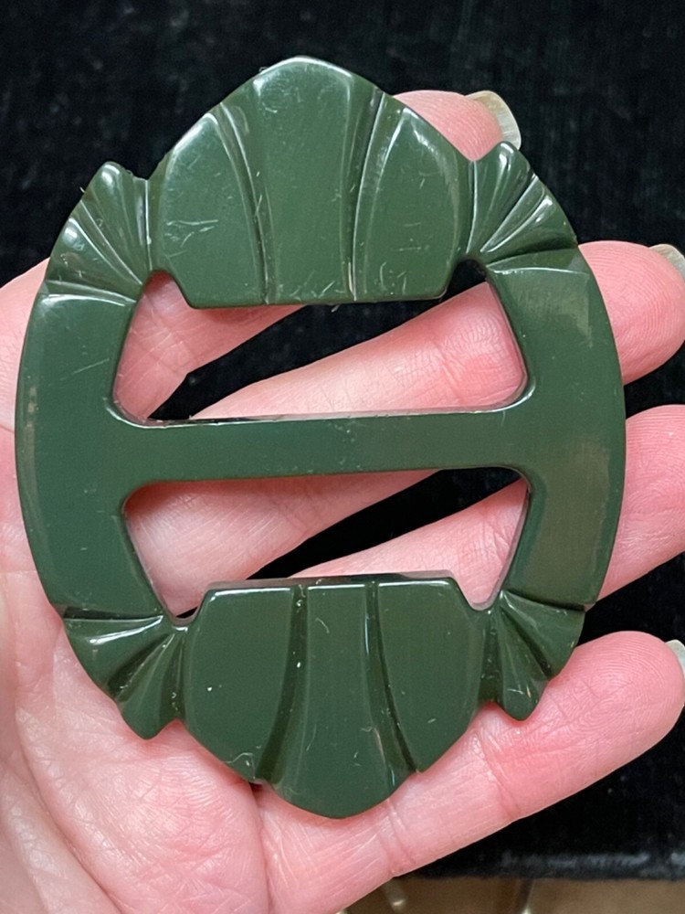 Vintage green Bakelite buckle accessory tested